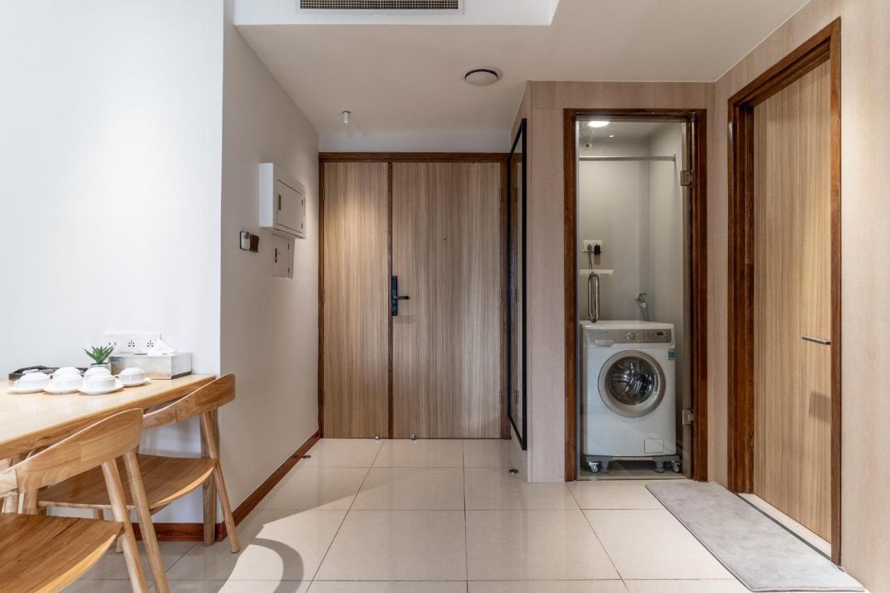 The Rixx Benthanhtower Apartment *