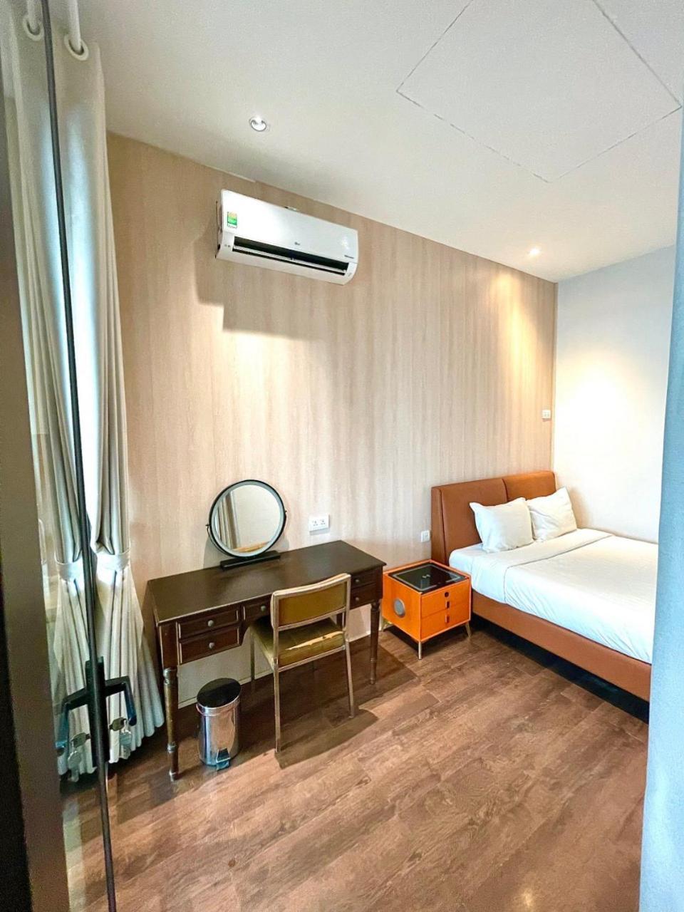 The Rixx Benthanhtower Apartment *